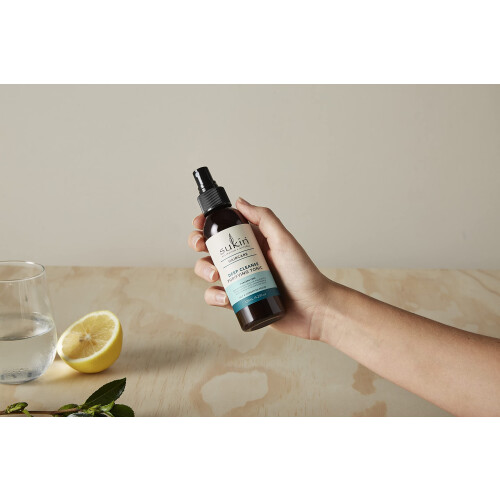 Sukin SUKIN, DYBDERENSENDE hovedbundsrensende tonic spray, 125 ml 1