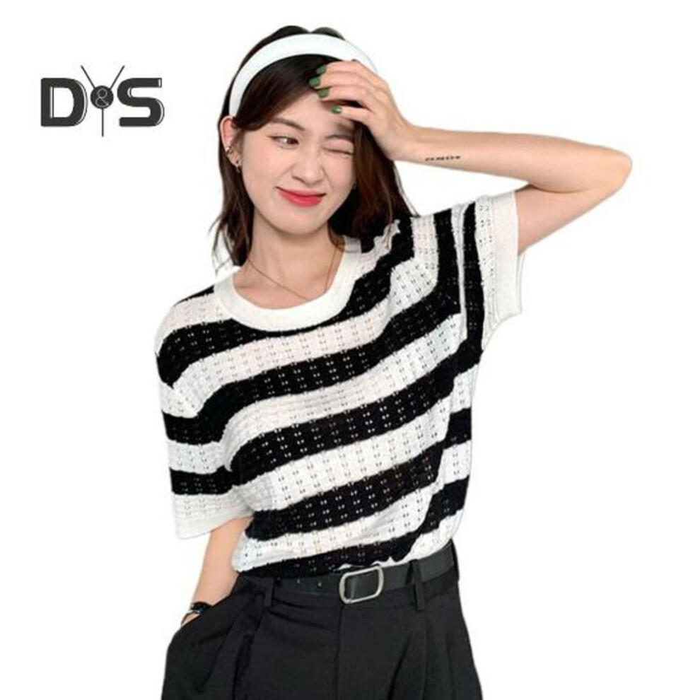 Women T-shirt Round Neck Short Sleeve Top Regular Fit Ice Silk Striped Print Tee Shirt Summer Casual Tops