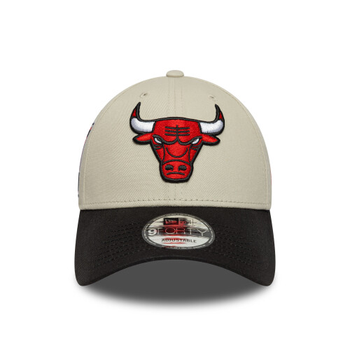 New Era Chicago Bulls NBA Contrast Patch Cream 9FORTY Strapback Cap 2