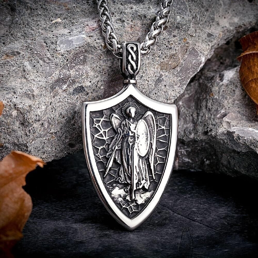 Norse Myth Guardian Angel Goddess Necklaces Men Archangel Valkyrie Pendant Christian Shield Amulet Faith Jewelry