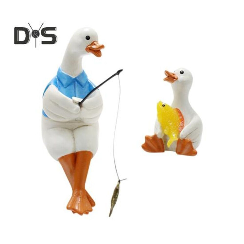 2Pcs Cute Duck Statues Waterproof UV Resistant Funny Cartoon Duck Garden Figurines Indoor Outdoor Decorations