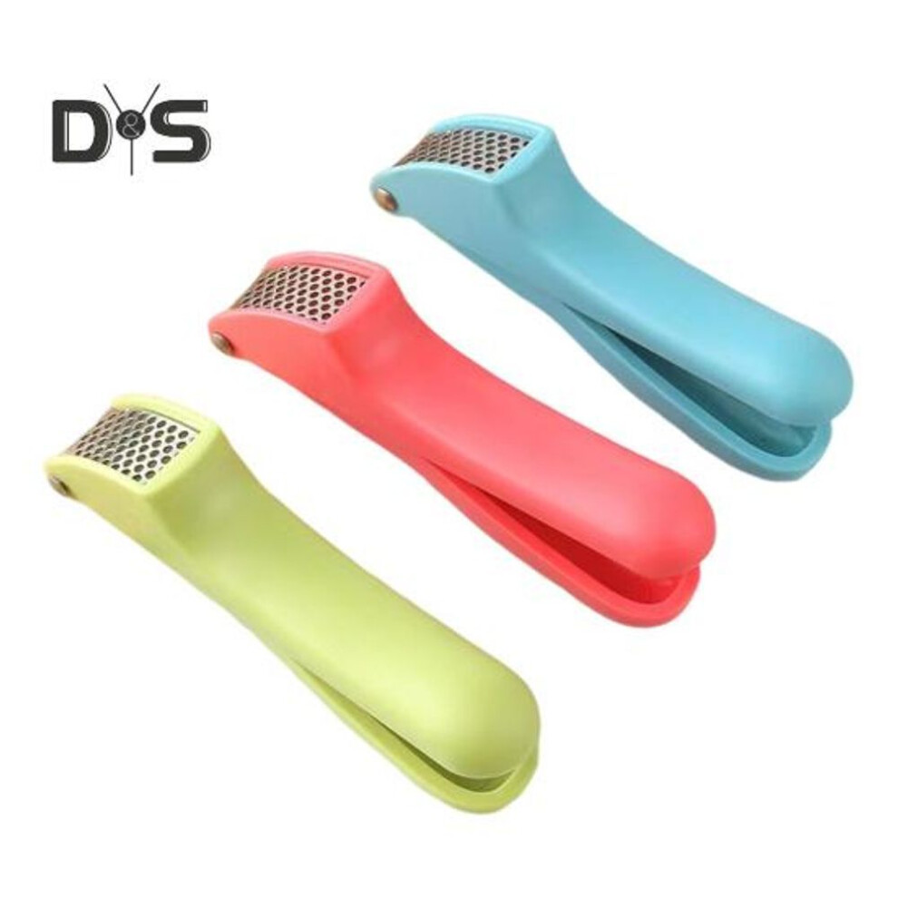 Garlic Press Dishwasher Safe Garlic Presser Masher Ginger Crusher with Ergonomic Handle Professional Mincer Tool