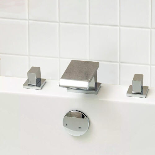 Devon Waterfall Bath Filler Tap 1