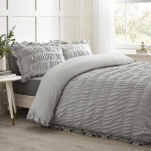(Super King, Grey) Catherine Lansfield Seersucker Frill Duvet Cover Set Bedding Bed Set 3 Colours