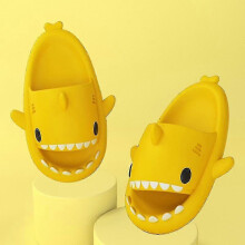 (As show, One size) Shark Slippers Non-slip Shower Bathroom Slippers Soft Summer Slide Sandals For Girls And Boys
