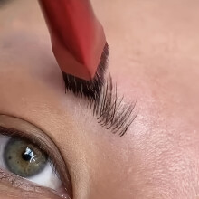 Make -up -Werkzeug der Augenbrauenbürste Make -up -Make -up -Pinsel, wilde Augenbrauen und andere Augenbrauenformen zeichnen, um einen