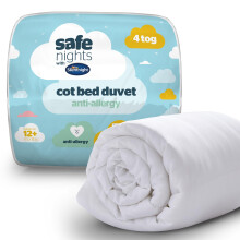 Silentnight Safe Nights Cot Bed Duvet 4 Tog ? Anti Allergy Lightweight Soft Snug Nursery Quilt for Children, Kids, Toddlers ? Hypoallergenic and