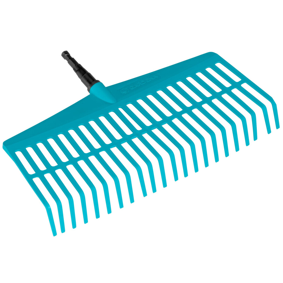 Gardena combisystem Lawn Rake: Convenient tined rake for cleaning up dead leaves and grass clippings, with robust plastic tines, working width 43 cm