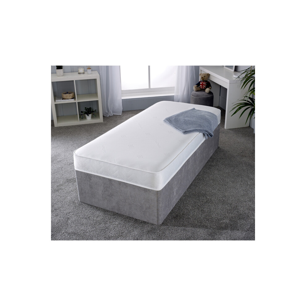 Starlight Beds (2Ft6 Shorty Small Single Mattress - 75Cm X 175Cm) European Double Foam Mattress - 6" Deep, Medium Firm Support
