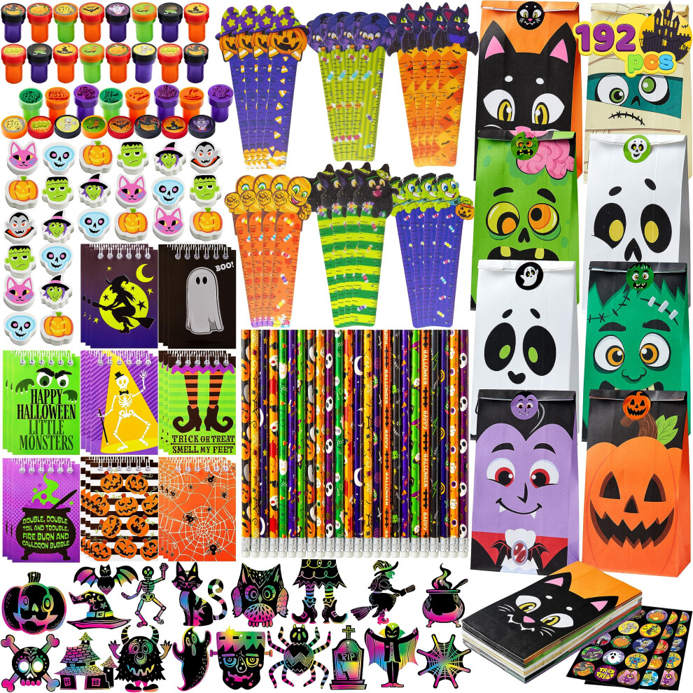 Joyin 192 pi   ces Ensemble de papeterie d'Halloween Cadeaux de bonbons ou de friandises pour enfants Lot de 24 ensembles de papeterie sur le th   me