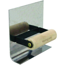 Bon Tool 22-595 Cove Tool Inde i rustfrit stål 6 """" X 1,5 """" - 3/4 """" Radius med træbølgehåndtag - 12 """" Lip