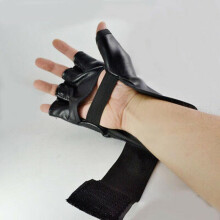 1 Paar Mma Muay Thai Training Stanzen Halbfinger Handschuhe Sparring Boxhandschuhe