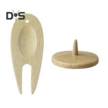(C) Golf Divot Tool Grüne Bambusgabel Golf Alignment Ballmarker Golf Divot Fixer Tool Holz Golfzubehör