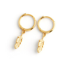 (Or) Pour Ventf Boucles d'oreilles en argent sterling 925 en forme de plume coréenne, tempérament simple et exquis