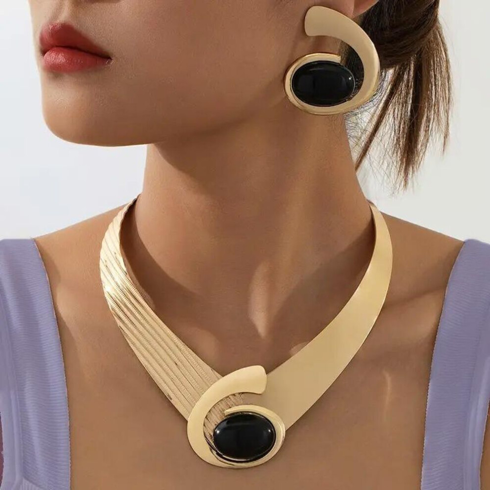 (black) Fashion Charm And Temperament Jewelry Set Necklace And Earrings For Women Ladies