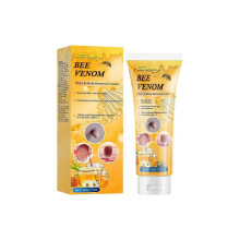 South Moon Bee Venom Cream gently cleanses and repairs the skin, leaving it smooth and moisturized