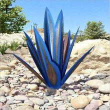 (dark blue) Large Tequila Rustic Sculpture Rustic Metal Plants For Outdoor Patio Yard Home Decor Hand Painted Agave Garden Statue Lawn Ornament Stake, 27cm