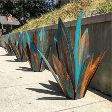 (blue,yellow) Large Tequila Rustic Sculpture Rustic Metal Plants For Outdoor Patio Yard Home Decor Hand Painted Agave Garden Statue Lawn Ornament Stake, 27cm
