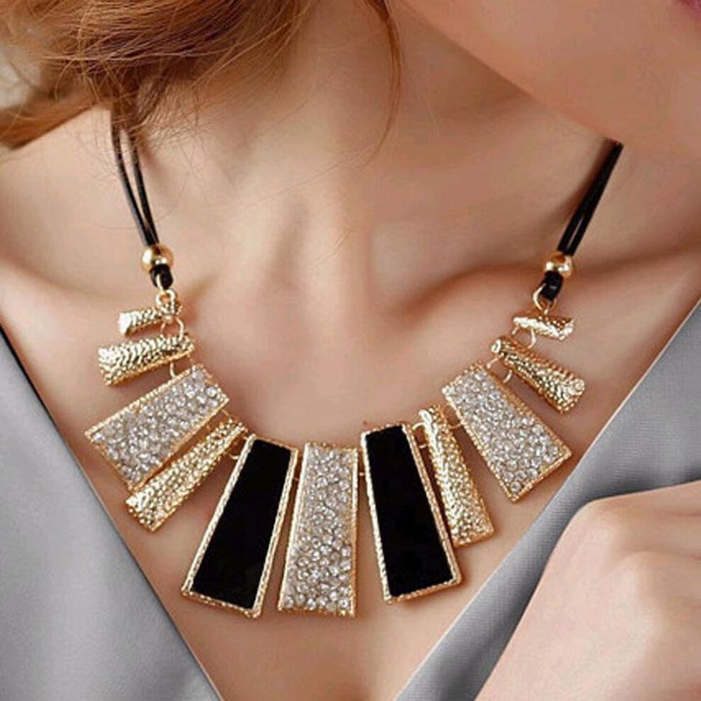 (black) European & American Geometric Leather Rope Necklace: Women's Multicolor Diamond Short Sweater Chain