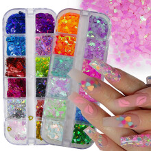 24 barev Heart Nail Glitter Flitry Holografick srdce Robustn trpytky Vlocky Konfety pro Nail Art Crafts Pryskyrice Epoxid. (Srdce)