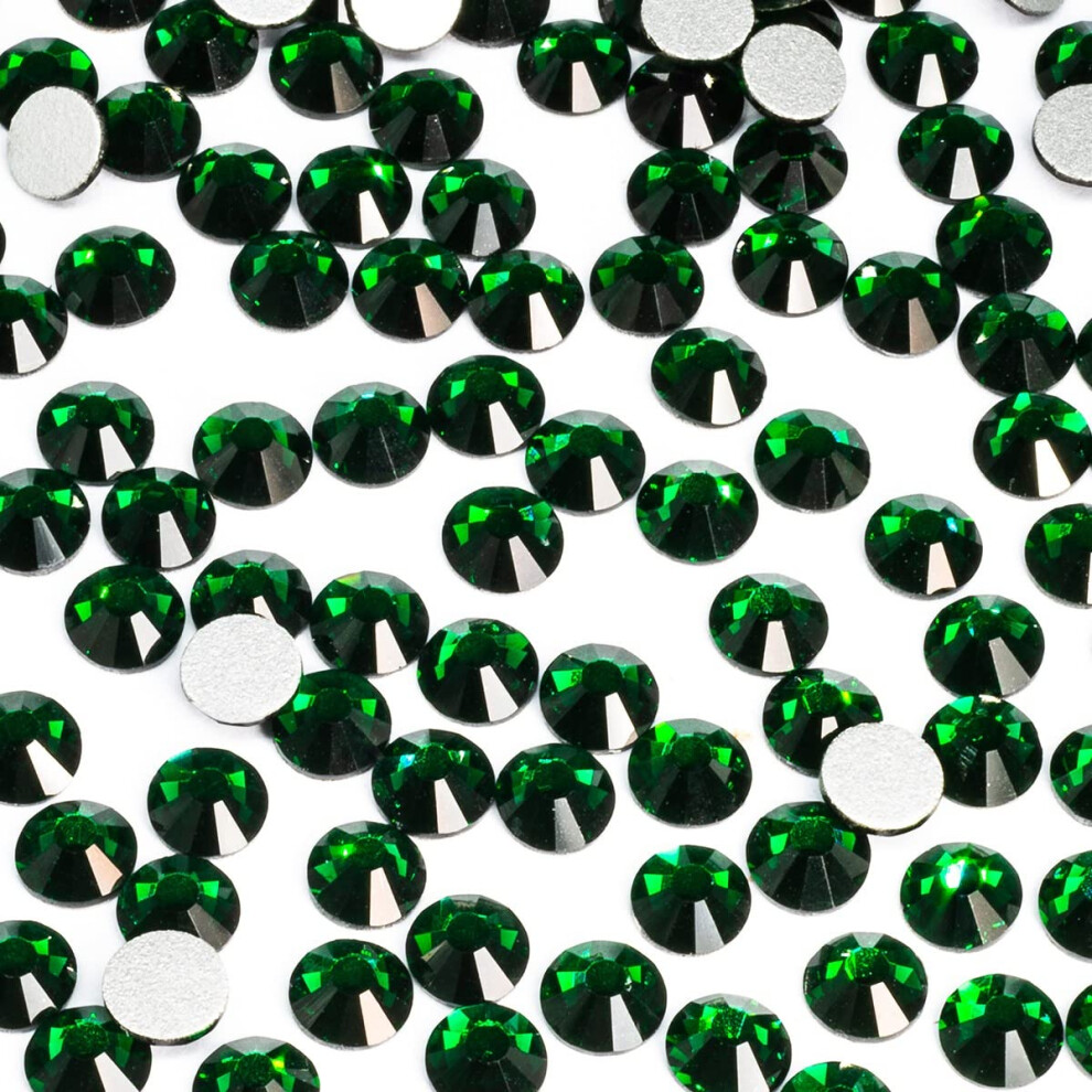 Qiipii Green 1440Pcs Ss16 4.0Mm Flatback Rhinestones Bulk K9 Glass Emerald Nail Art Gems Round Beads Nail Crystals Stones Diamonds Nail Charms Jewels F