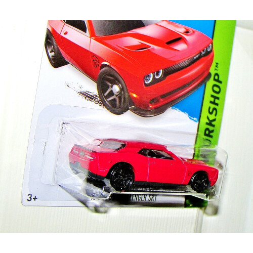 Mattel Hot Wheels 2015 HW Workshop Dodge Challenger SRT Hellcat Hell Cat Rojo 2
