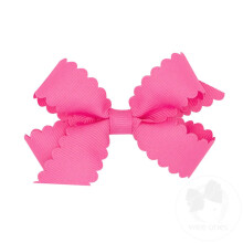 Wee Ones Klassieke Grosgrain-haarstrik voor meisjes met geschulpte randen en effen wikkel midden op een WeeStay-haarclip Mini Felroze