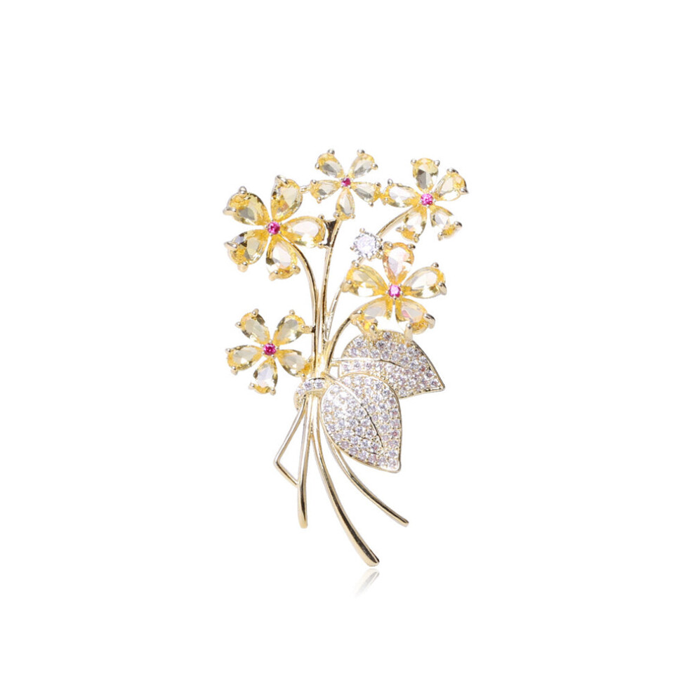 Broche fleur plaquée or brillant à la mode avec zircone cubique jaune