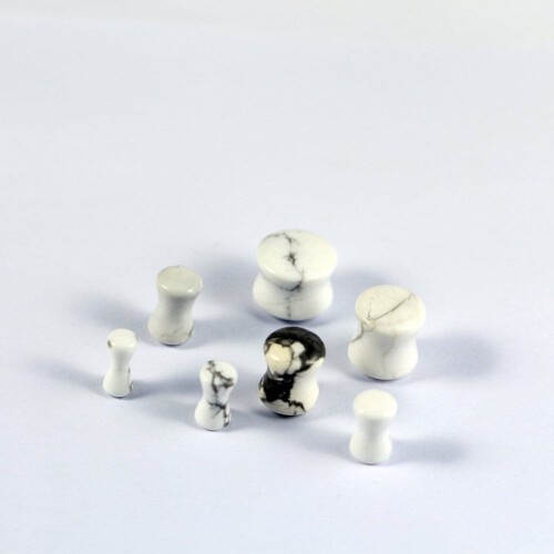 (3mm, Single) Synthetic Howlite Stone Saddle Ear Plug 2