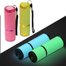 Ultrahelle wiederaufladbare LED-Taschenlampe, XHP70.2 90.000 Lumen taktische Taschenlampe, 10.000 mAh Parallelbatterie