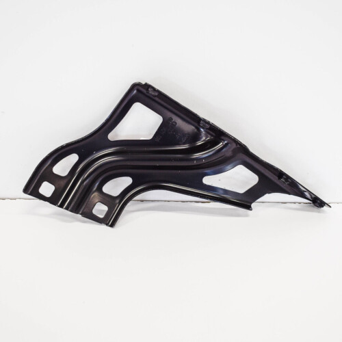 AUDI Q3 8U Front Left Wing Bracket 8U0821135 2016