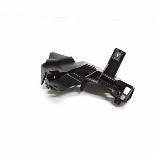 LR RR L322 Front Right Fender Bracket LR011467