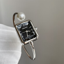 (5) Pearl Bracelet Quartz Watch