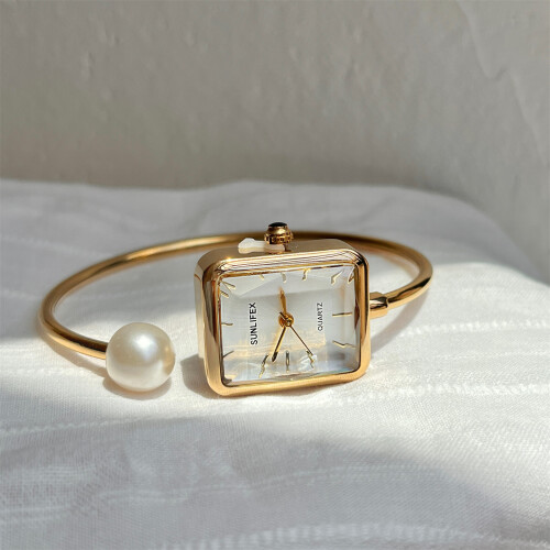 (2) Pearl Bracelet Quartz Watch