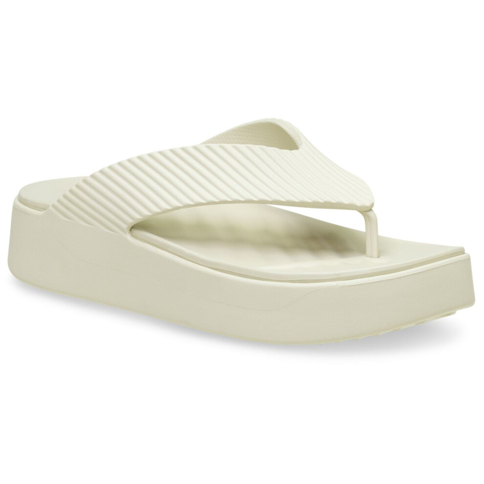 Crocs (White, 8 (Adults')) Getaway Platform Thermoplastic Women's Sandstone Sandals