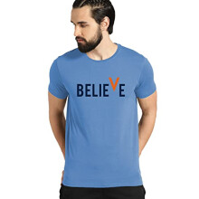 T-shirt stampata con design Believe da uomo ADRO (M, azzurro cielo)