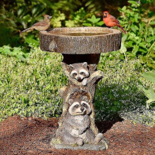 Vogelteich im Freien, Harzbrunnen zur Dekoration des Hofes