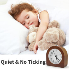 Der Wecker funktioniert mit einer Batterie Snooze Reisewecker Holz