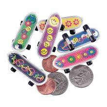 Fun Express Mini 60s Retro Skateboards - Colorful Toy Skateboards Party Favors Gifts School Prizes Events Playtime Fun - Classic 1960s Design for
