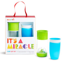 Munchkin Se on ihme! 360 Sippy Cup -lahjasetti Sisältää 10 unssia Miracle Cupin ja 14 unssia Miracle Fruit Infuser -infuserin, sininen/vihreä