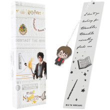 Harry Potter metallbokmrke med hngande berlock Golden Snitch Hogwarts Lsgvor Boklskare presentask (Harry Potter)