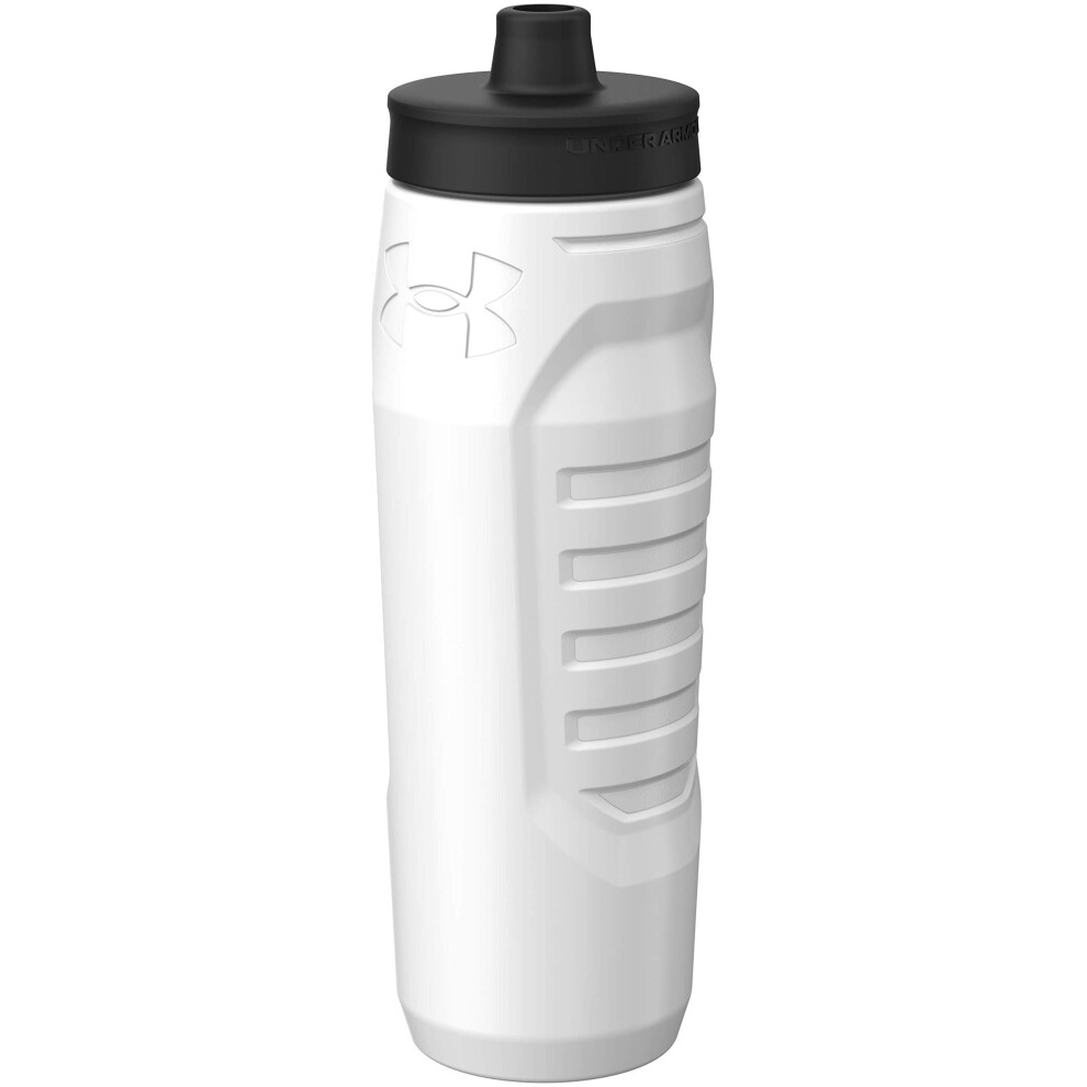 Under Armour Squeeze Water Bottles  32 oz Water Bottles  Sideline Sports Water Bottle with Quick-Shot Lid  Quick & Easy Hydration  Gym Water Bottles