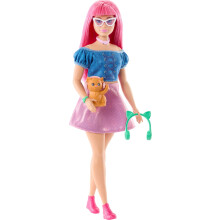 Barbie Mysteries: Poup   e Daisy Daisy Daisy Poll portant une tenue amovible signature avec des accessoires de narration, notamment pour animaux de