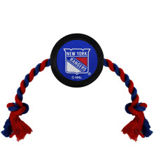 Pets First NHL New York Rangers Puckspielzeug fr Hunde und Katzen. Spielen Sie Hockey mit Ihrem Haustier mit diesem lizenzierten Hundespielzeug als