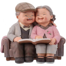 Love Grandparents Parents Anniversary Wedding Gift Resin Loving Elderly Couple Figurines Garden Ornaments Decoration (Looking at the Photo)