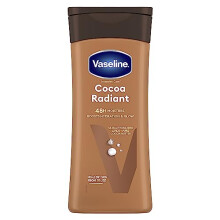 Vaseline Intensive Care Cocoa Radiant Body Lotion with ultra-hydrating lipids & cocoa butter – Deeply moisturises dry skin (200 ml)