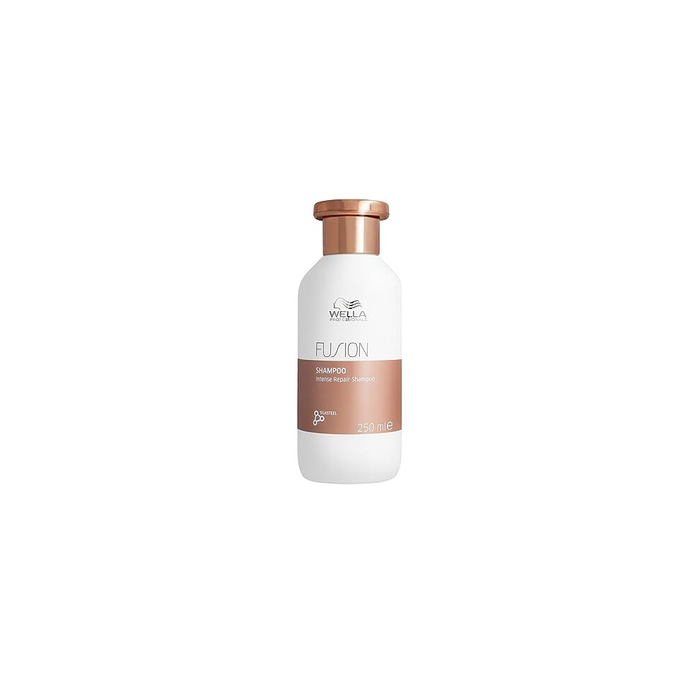 Wella Professionals Fusion Intense Repair Shampoo 250Ml, Detangling