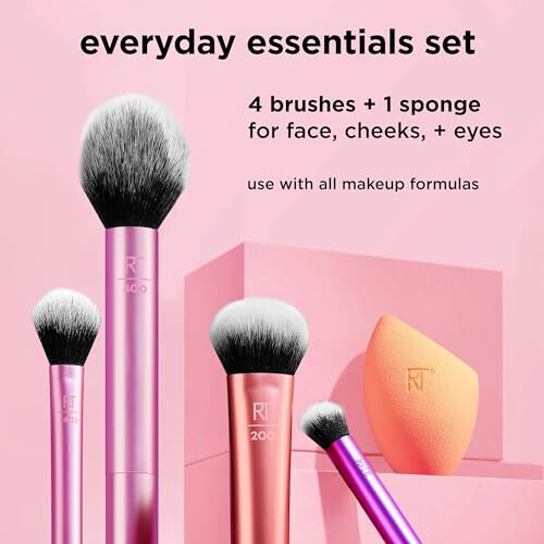 Real Techniques Real Techniques Everyday Essentials + Sponge Kit - 5 Piece Set 2