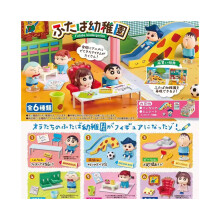 Yksityiskohtainen Crayon Shinchan Kindergarten Scene PVC-mallin hahmon sokealaatikkosetti