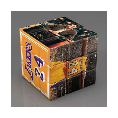 (Kobe) Voetbal- en basketbalster Magic Cube 2